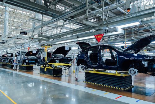 2021車圈熱詞盤點 華為、混動、OTA，個個火遍汽車圈